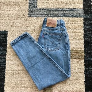 Vintage high waisted 550 Levi jeans